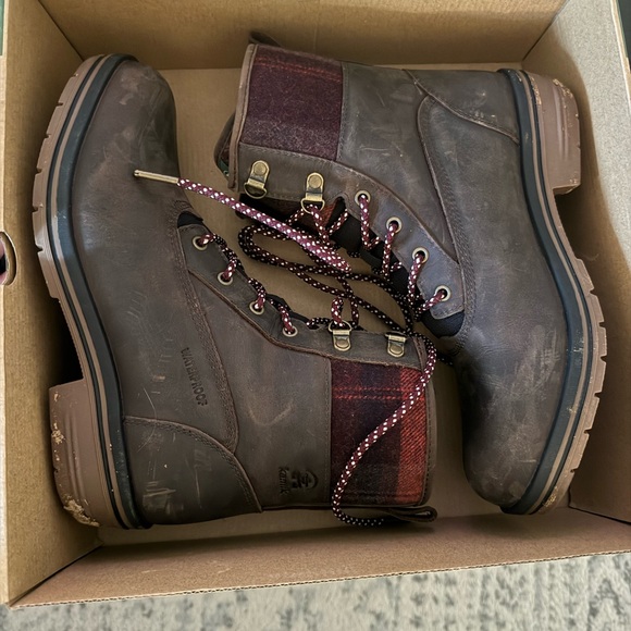 Kamik hiking boots - Picture 2 of 3